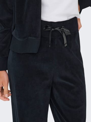 JDY Spodnie dresowe "Vida" w kolorze czarnym