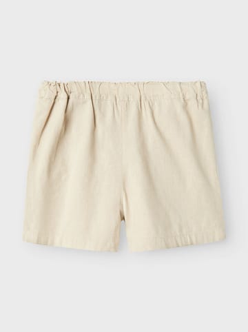 name it Shorts in Beige