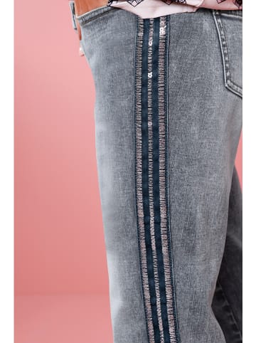 Heine Jeans-Caprihose in Grau