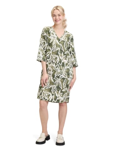 CARTOON Leinen-Kleid in Grün/ Creme
