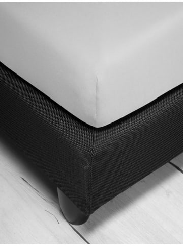 Irisette Prześcieradło dżersejowe w kolorze jasnoszarym na gumce