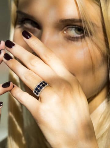 DIAMOND & CO Złoty pierścionek "Hanoï" z diamentami i szafirami