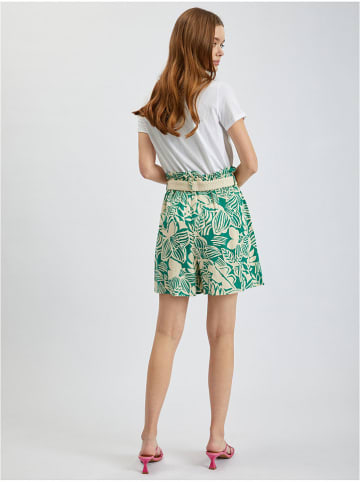 orsay Shorts in Grün/ Creme