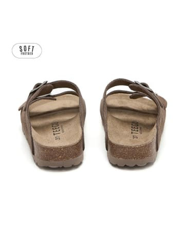 teegu Skórzane klapki w kolorze brązowym