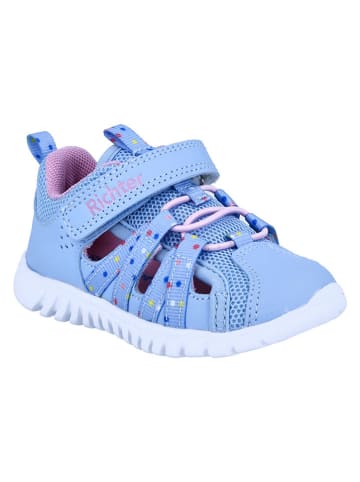 Richter Shoes Półsandały "Wallaby" w kolorze błękitnym