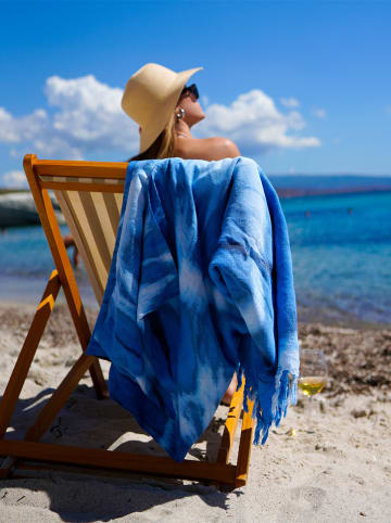 Towel to Go Ręcznik plażowy "Tie dye XXL" w kolorze niebieskim - 200 x 200 cm