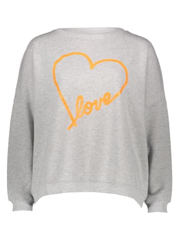 miss goodlife Sweatshirt "Heart Love" in Grau