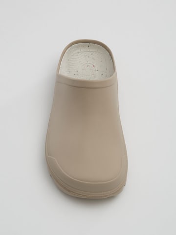 Kamik Clogs "Nova" in Beige