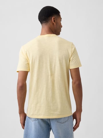 GAP Shirt