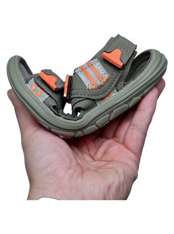 lamino Sandały w kolorze khaki do chodzenia na boso