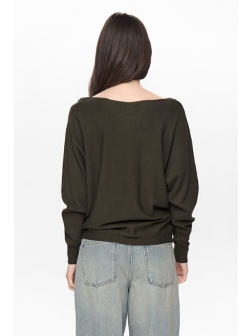 NÜMPH Pullover in Khaki