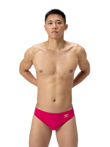 Speedo Kąpielówki "End+ ML" w kolorze czerwonym