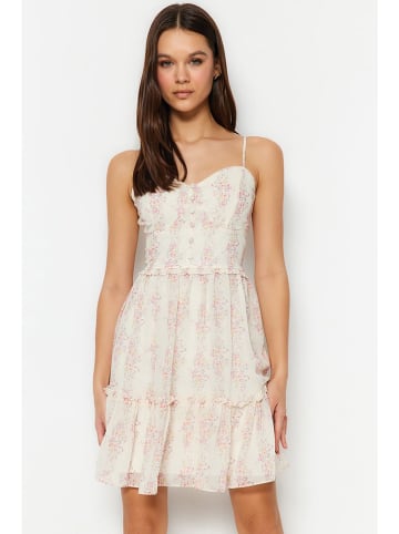 trendyol Kleid in Creme/ Rot