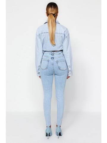 trendyol Jeans - Skinny fit - in Hellblau