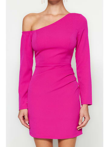 trendyol Sukienka w kolorze różowym