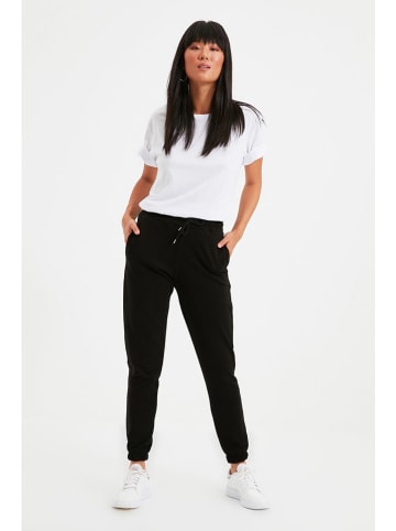 trendyol Sweathose in Schwarz