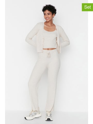 trendyol 3-delige outfit beige