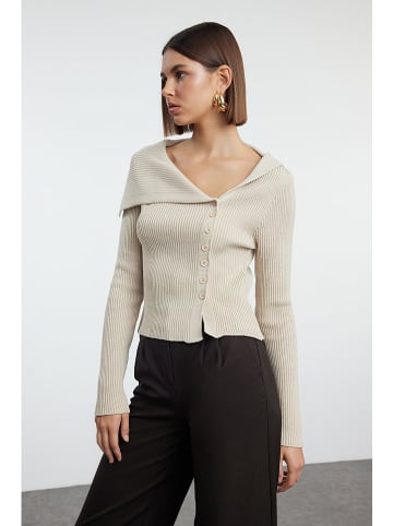 trendyol Cardigan in Beige