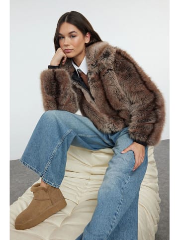 trendyol Teddyjacke in Braun