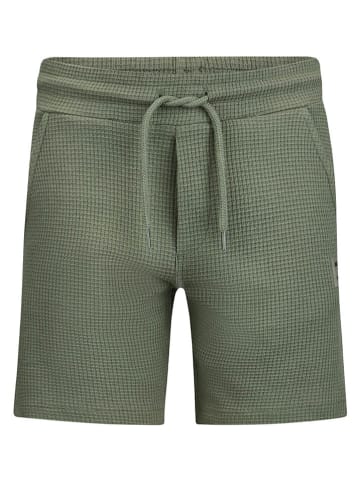 Retour Sweatshorts "William" in Grün