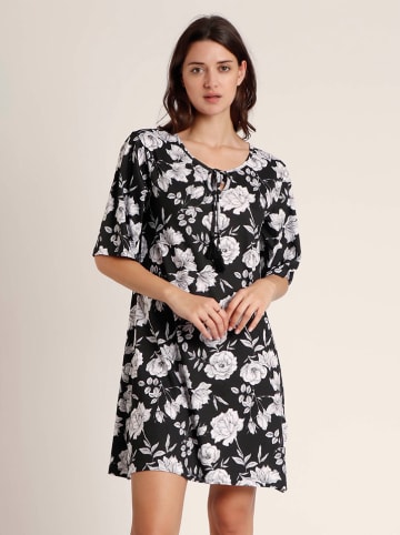 admas Kleid in Schwarz/ Weiß