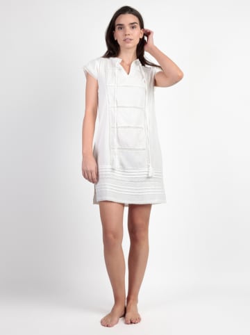 admas Strandkleid in Weiß