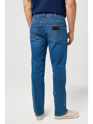 Wrangler Dżinsy "Greenboro" - Regular fit - w kolorze niebieskim