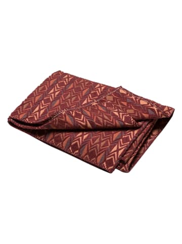 David Fussenegger Pled w kolorze czerwonym