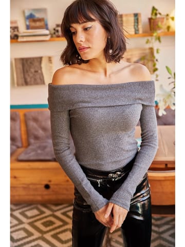 Olalook Pullover in Grau