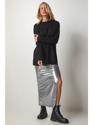 Happiness Istanbul Sweter w kolorze czarnym