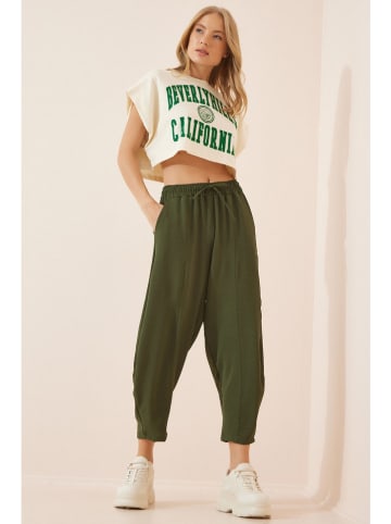 trendyol Spodnie w kolorze khaki