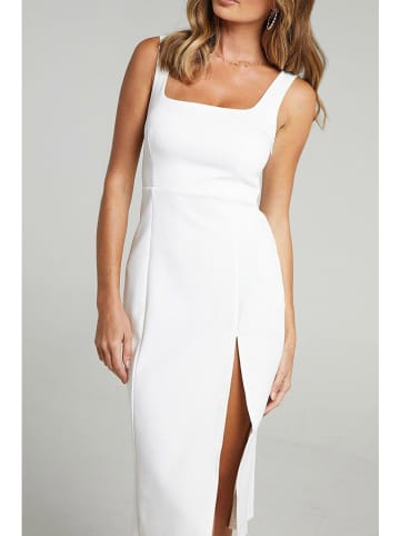 trendyol Kleid in Weiß