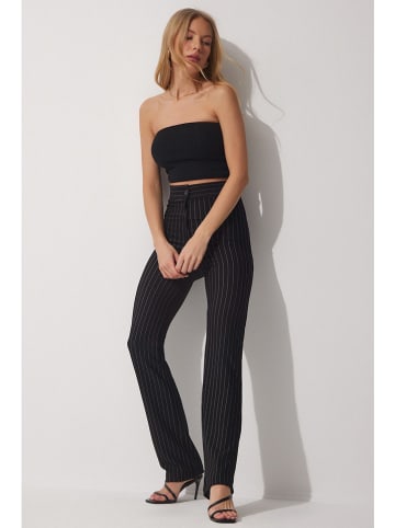 Happiness Istanbul Hose in Schwarz