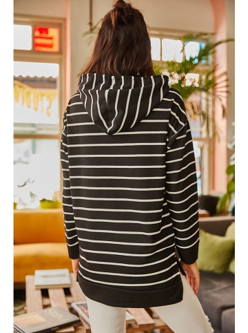Olalook Hoodie in Schwarz/ Creme