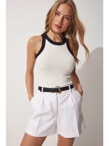 Happiness Istanbul Top in Weiß/ Schwarz