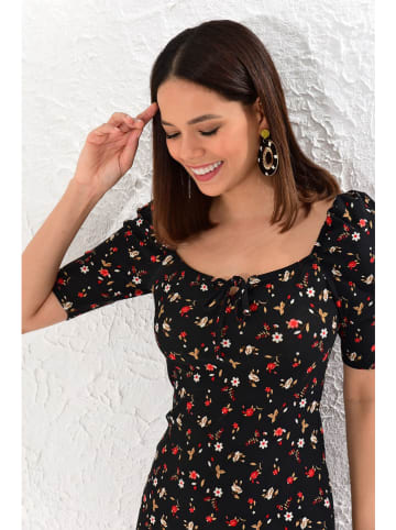 Cool & Sexy Kleid in Schwarz/ Bunt