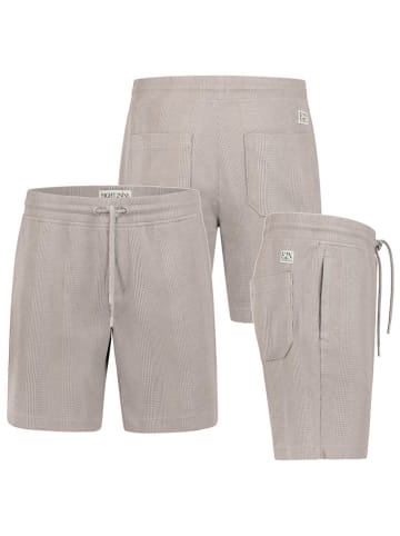 Eight2Nine Shorts in Beige