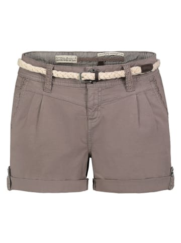 Eight2Nine Shorts in Braun