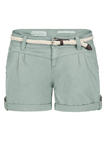Eight2Nine Shorts in Mint