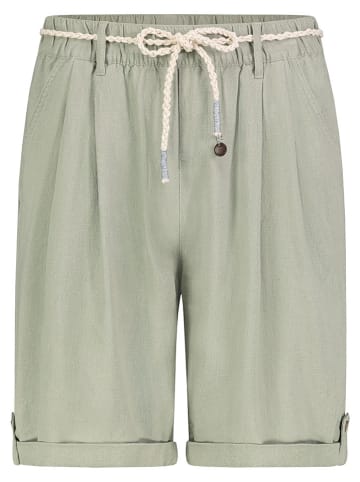 Eight2Nine Shorts in Grün