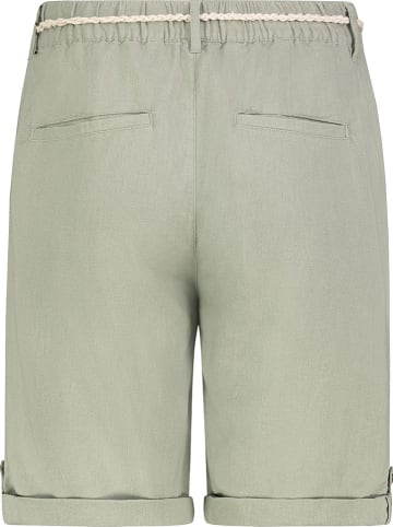 Eight2Nine Shorts in Grün