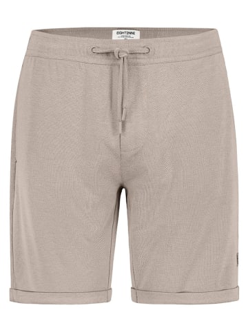 Eight2Nine Shorts in Beige