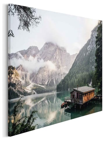 Orangewallz Kunstdruk op canvas "Mountain Lake Cabin Botanic Touch" - (B)50 x (H)70 cm