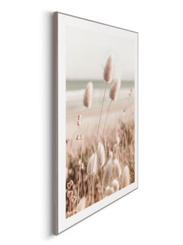 Orangewallz Gerahmter Kunstdruck "Grasses on Beach" in Beige
