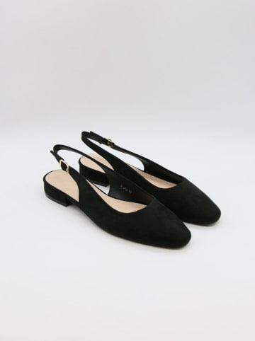 Bellucci Baleriny w kolorze czarnym z paskiem