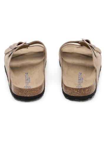 SABOKETS Skórzane klapki w kolorze jasnobrązowym