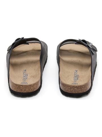 SABOKETS Skórzane klapki w kolorze czarnym