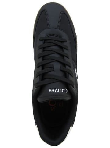 s.Oliver Sneakers in Schwarz