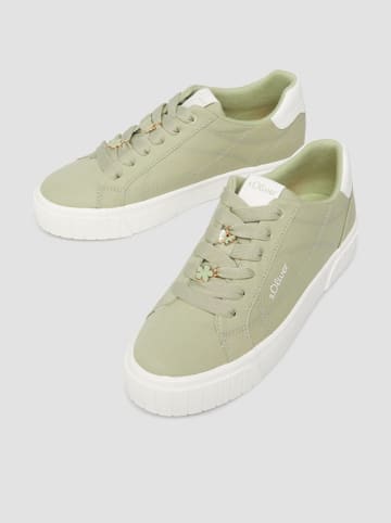 s.Oliver Sneakers in Grün