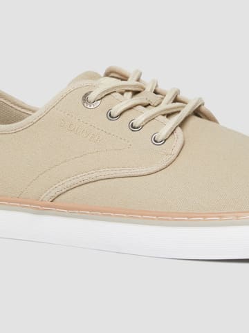 s.Oliver Sneakers in Beige